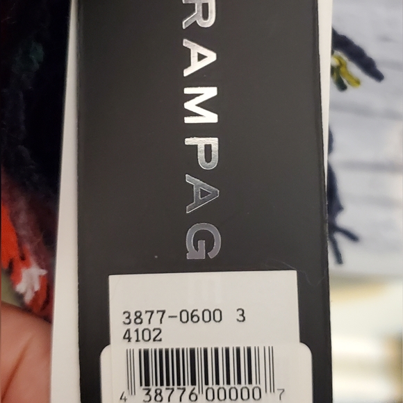 🆕Rampage Blanket Scarf - Picture 7 of 7